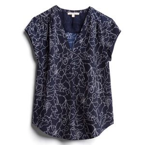 NWOT M Navy Fun2Fun V-Neck Blouse
